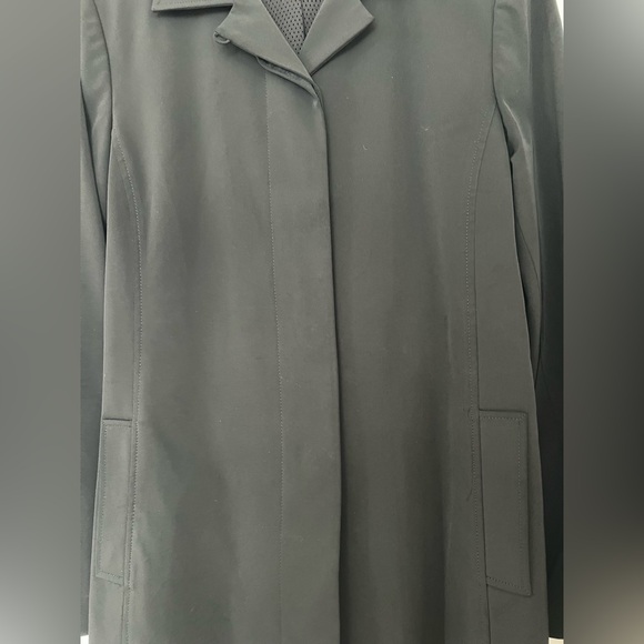 Holt Renfrew Studio Black Classic Trench Coat. Size 10. - Picture 8 of 8